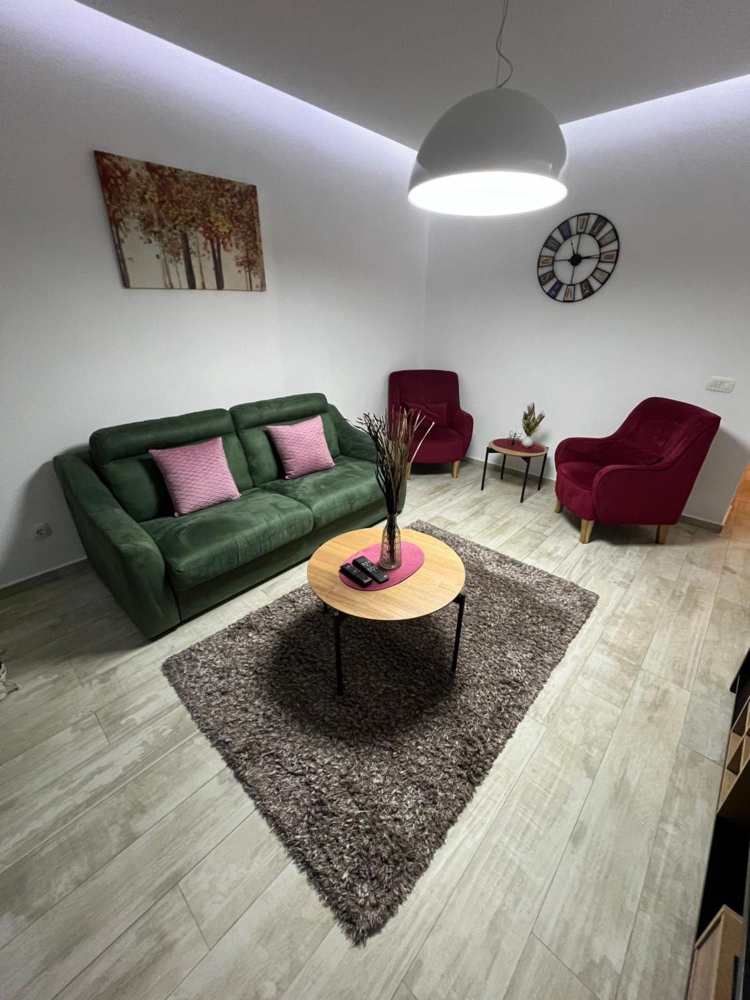 شقة Apartman Nadja كوتور المظهر الخارجي الصورة