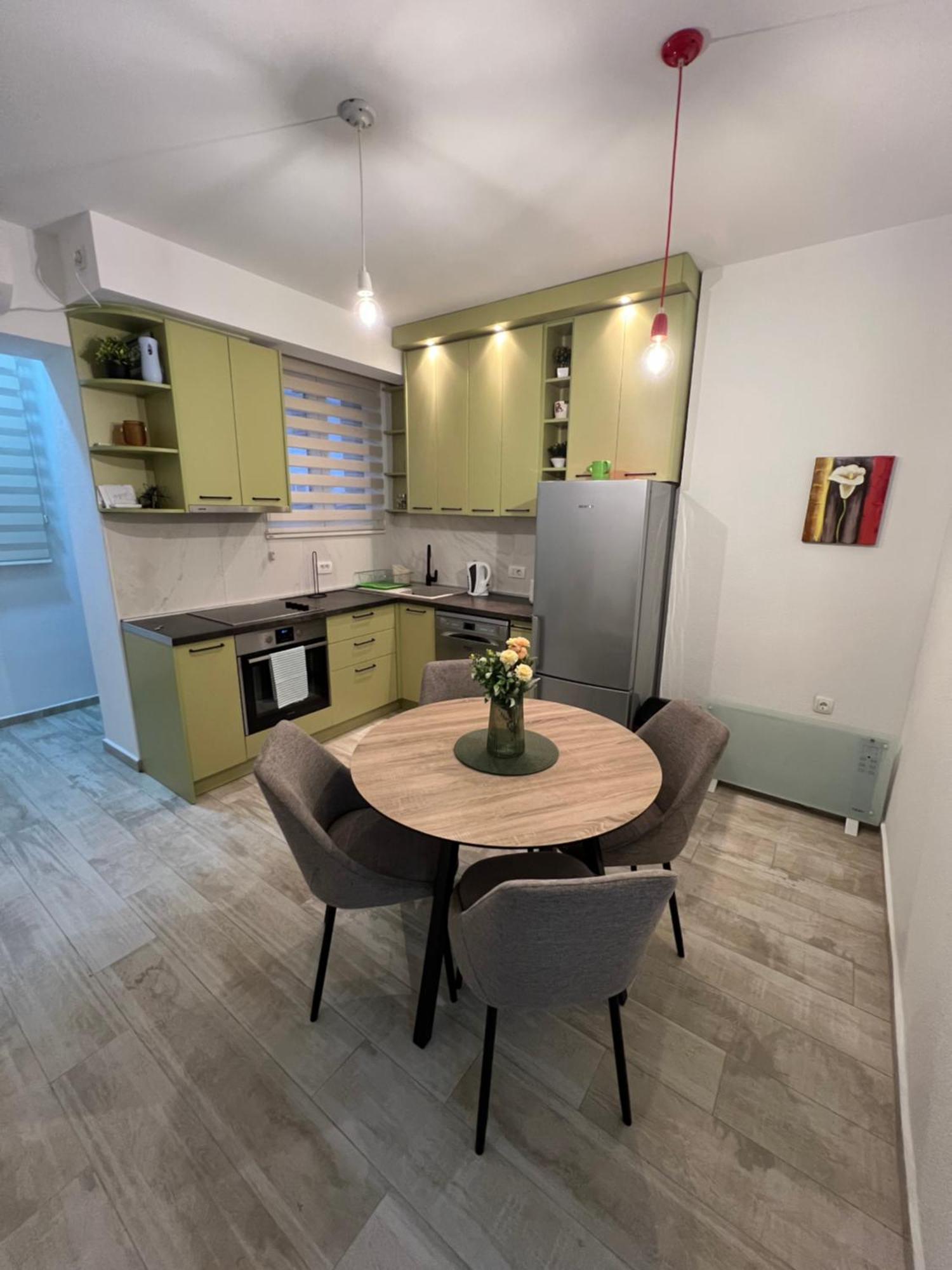 شقة Apartman Nadja كوتور المظهر الخارجي الصورة
