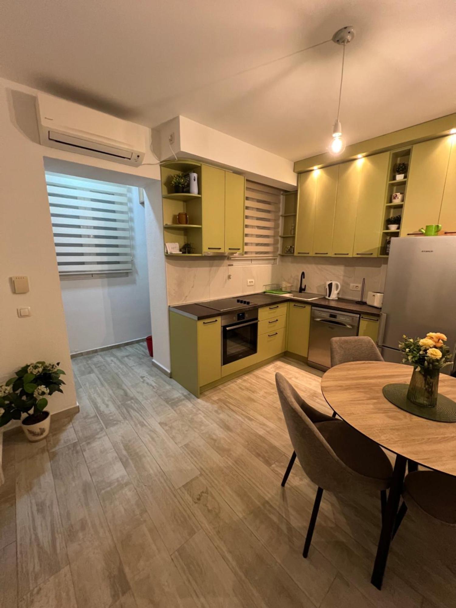 شقة Apartman Nadja كوتور المظهر الخارجي الصورة